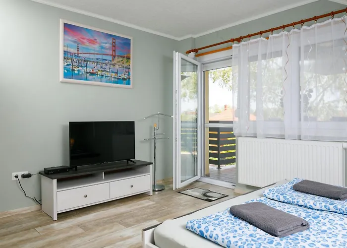 Lejlighed Duma By Interhome Balatonkeresztúr